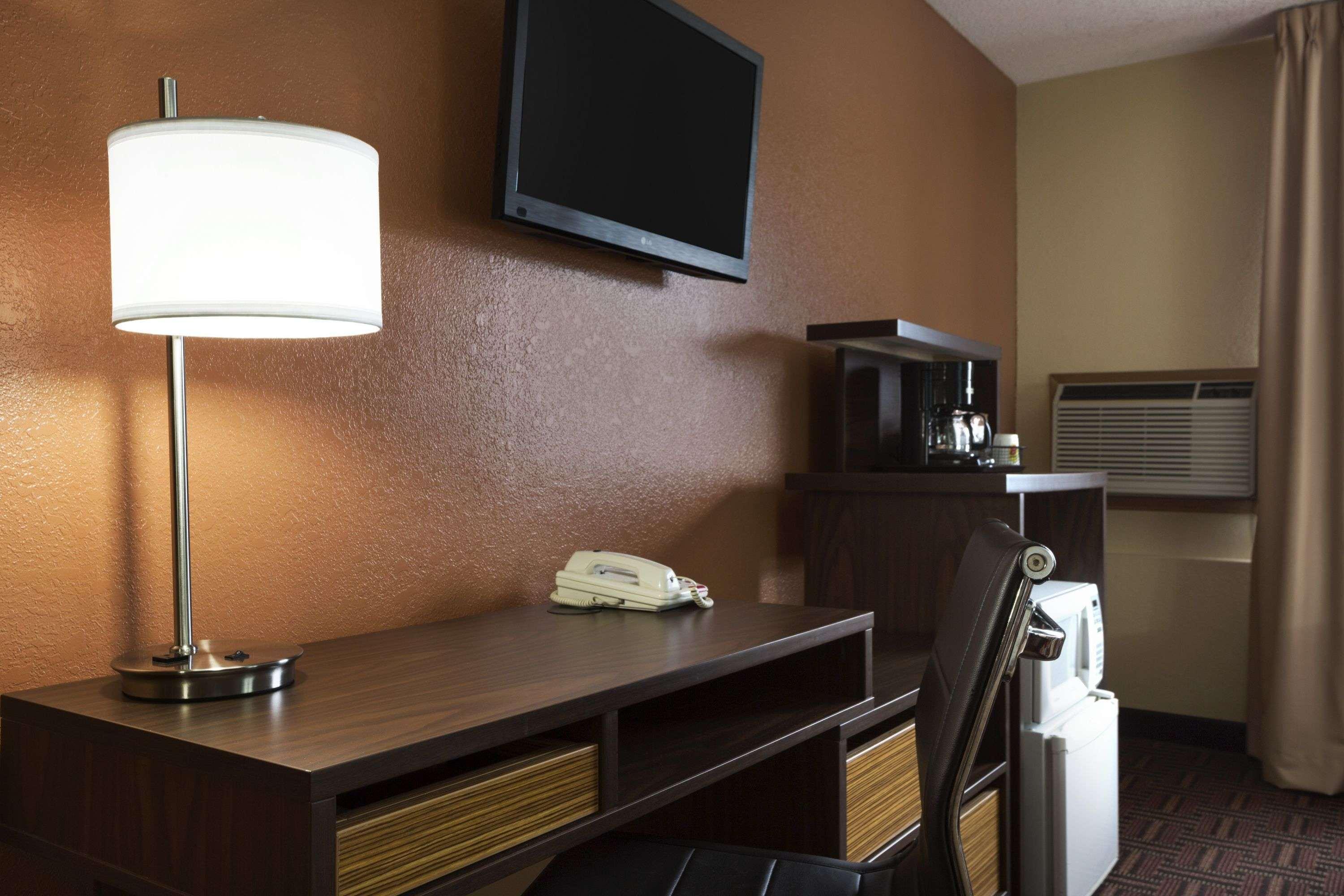 Super 8 By Wyndham Mount Vernon, Il Esterno foto