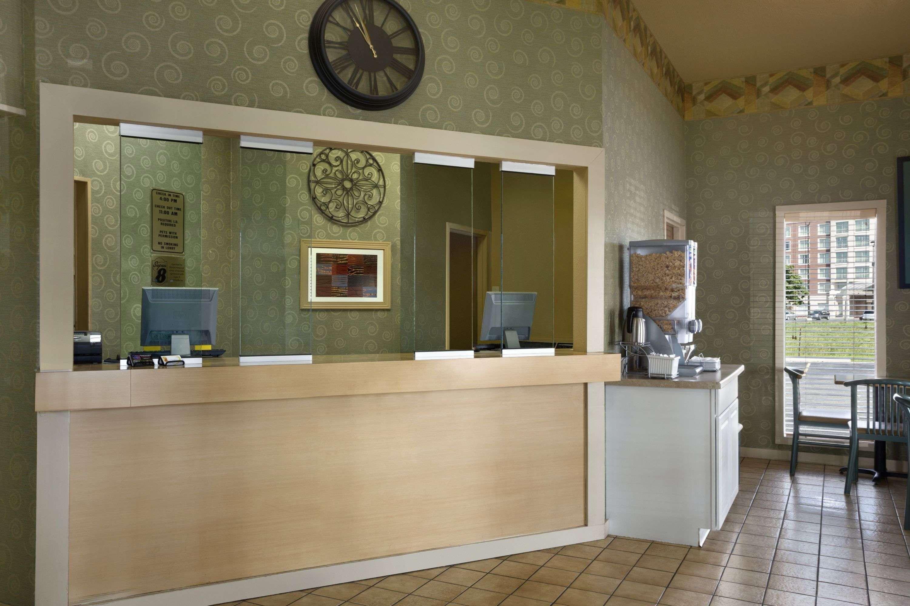 Super 8 By Wyndham Mount Vernon, Il Esterno foto
